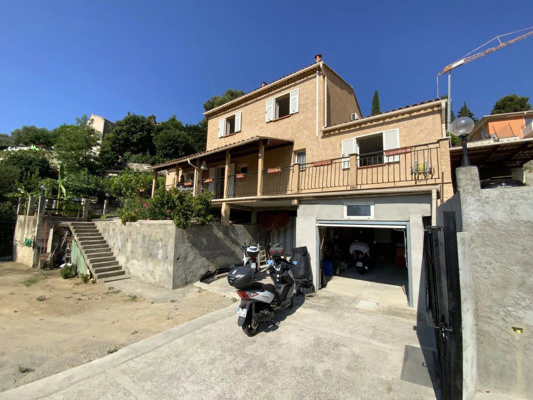 Villa in Menton, Provence-Alpes-Côte d'Azur, France 5 - 18421270