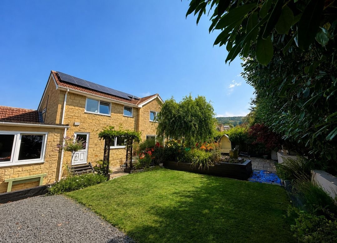 House in Cheltenham, England 5 - 17874964