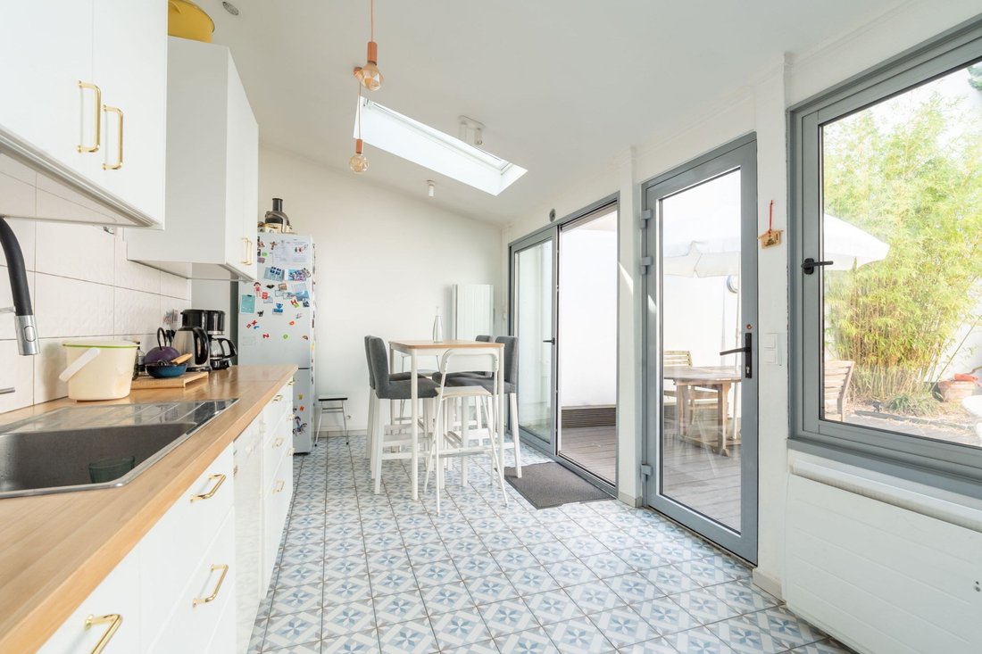 Appartement à Centre-Voltaire, Asnières-sur-Seine, France 3 - 18421041