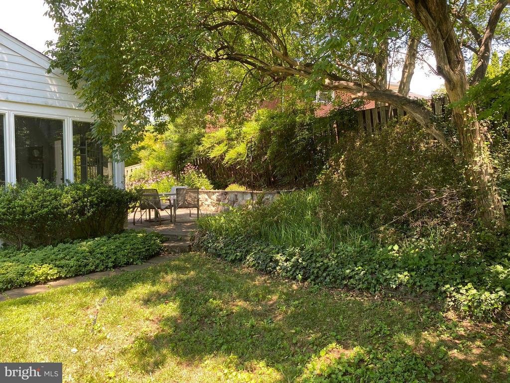Land in McLean, Virginia, United States 5 - 18422670