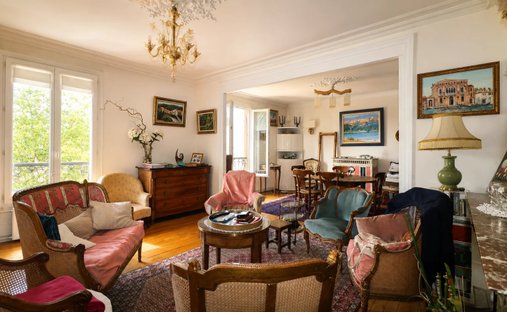 Apartamento en Notre Dame, Versalles, Francia 1