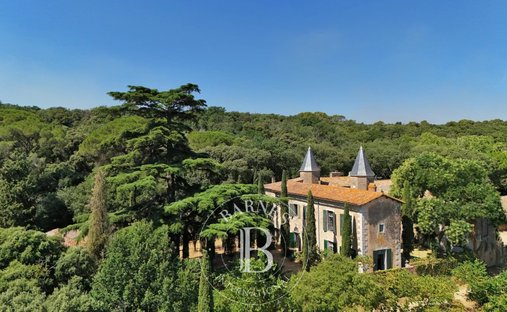 Château à Centre Ville, Pézenas, France 1