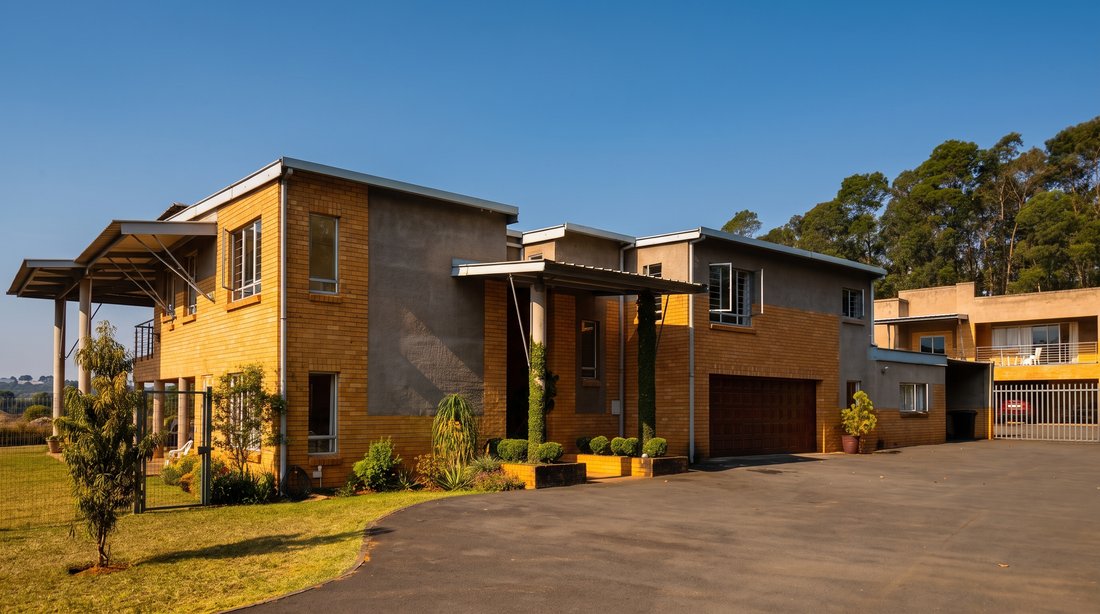 Country House in Montrose, KwaZulu-Natal, South Africa 3 - 18421662