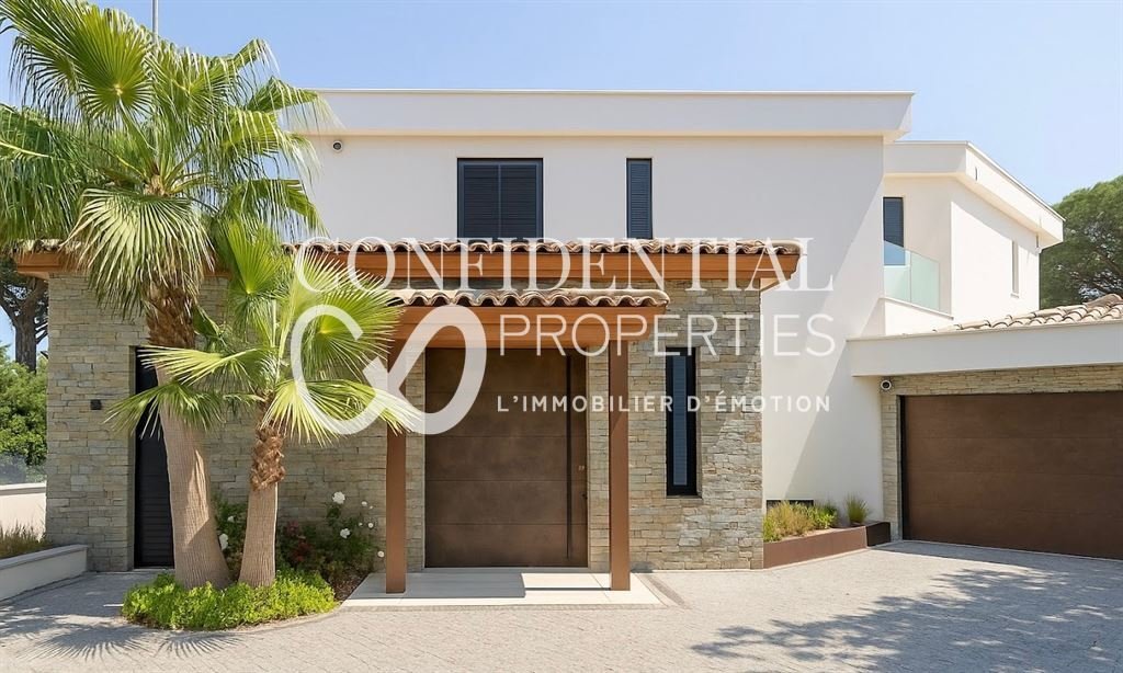 House in Nartelle-Noyer-Bellevue-bd des Sardinaux, Sainte-Maxime, France 5 - 16834644