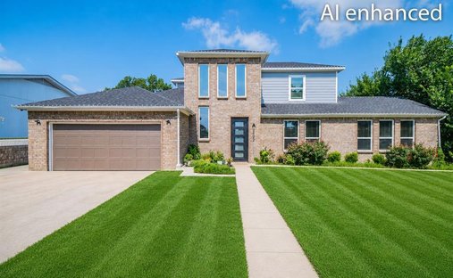 House in Arlington, Texas, United States 1