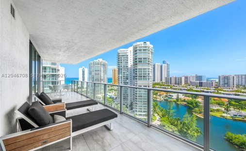 Condo in Golden Beach, Florida, United States 1