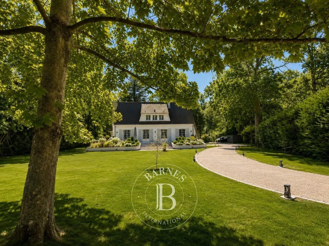 House in Ouest, Lamorlaye, France 1 - 18421337