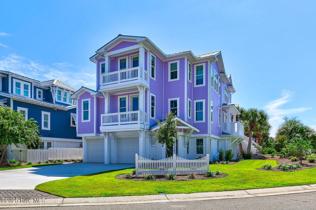 House in Kure Beach, North Carolina, United States 2 - 18424090