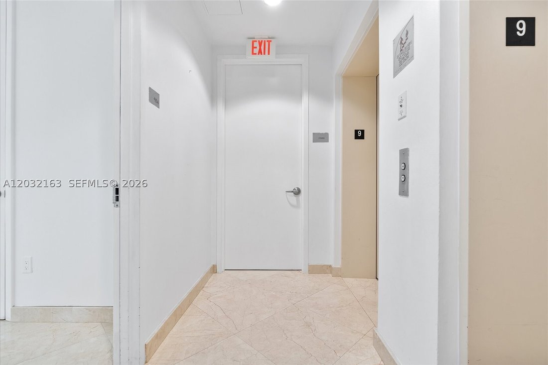 Condo in Sunny Isles Beach, Florida, United States 2 - 18174787