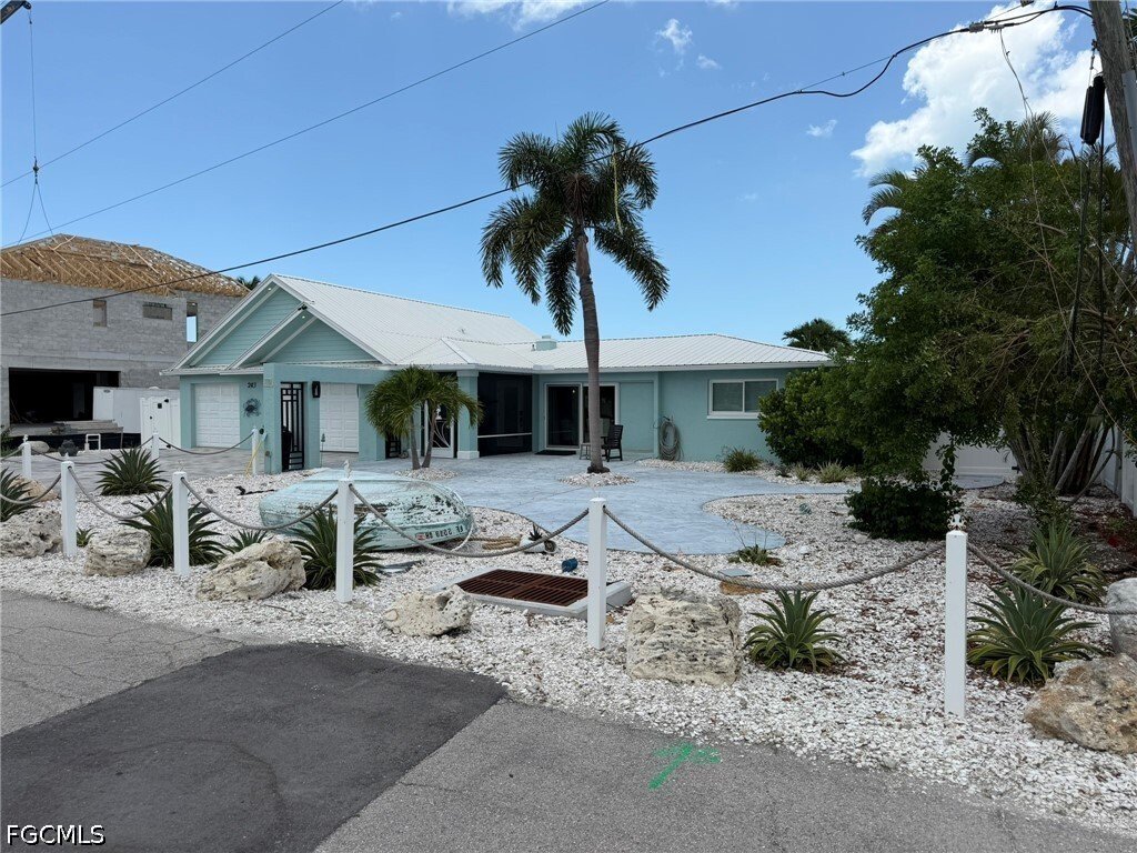 Maison à Fort Myers Beach, Floride, États-Unis 1 - 18422956