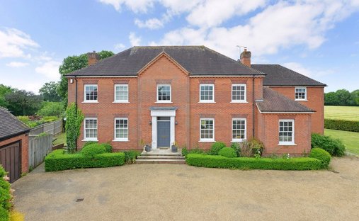 Country House in Loxwood, England 1