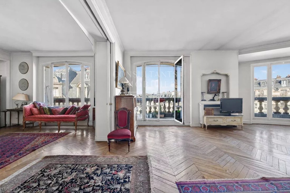 Apartment in Muette Nord, Paris 16e Arrondissement, Paris 2 - 18421161