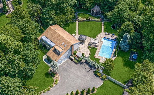 House in Huntington Station, New York, United States 1