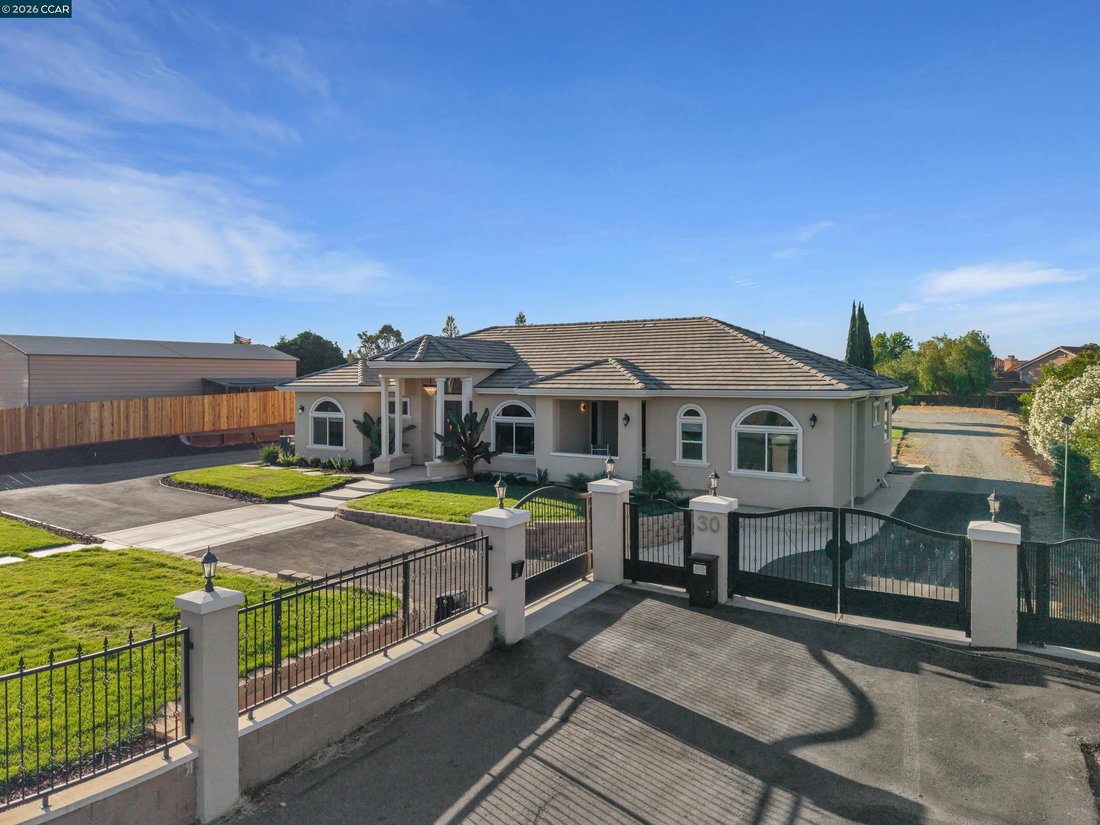 House in Oakley, California, United States 2 - 18423177
