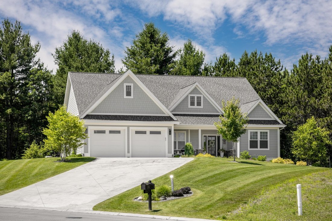 House in Traverse City, Michigan, United States 1 - 18309641