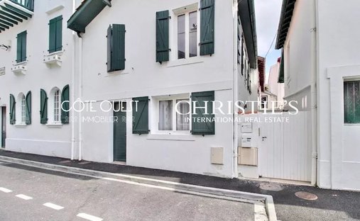 House in Les Rocailles-Lahouze, Biarritz, France 1