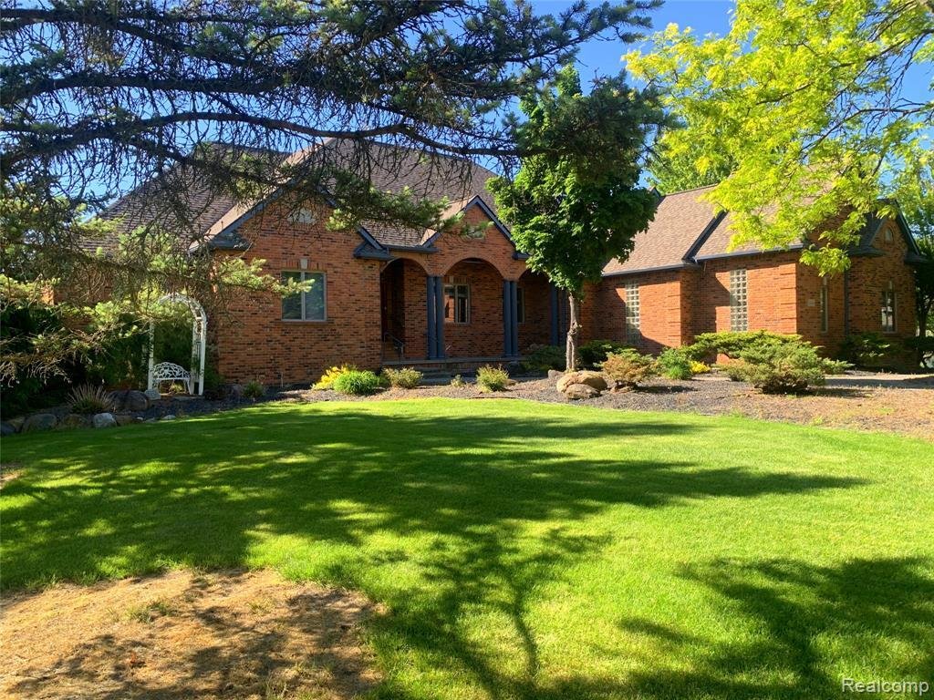 House in Orion charter Township, Michigan, United States 2 - 18332623