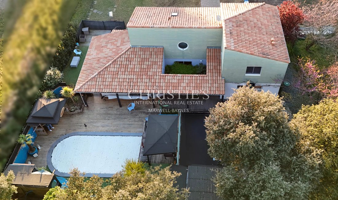 Villa in France 1 - 18421291