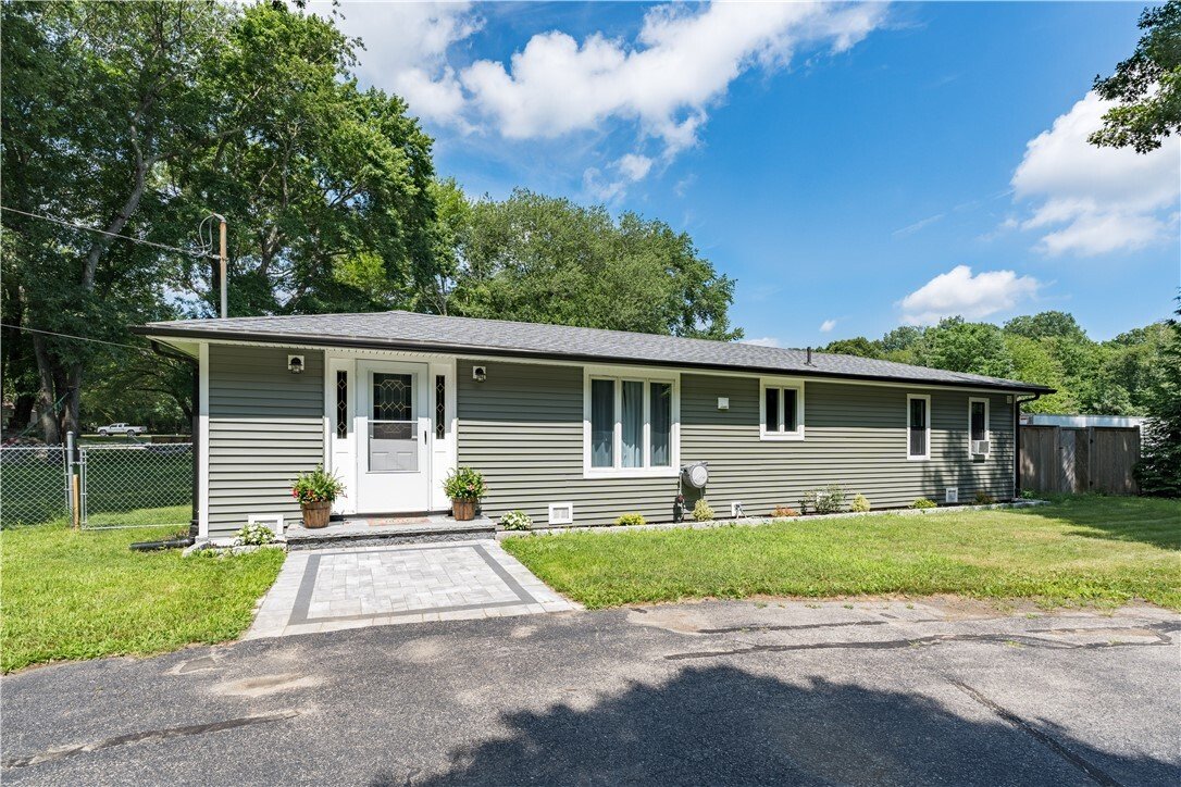 House in Coventry, Rhode Island, United States 1 - 18423166