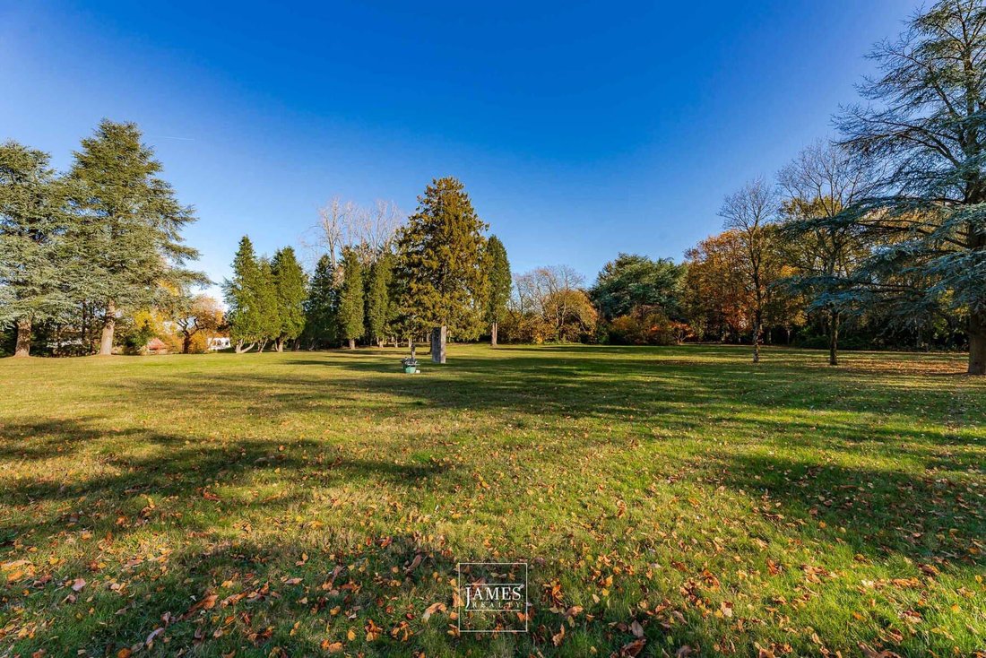 Land in Lasne, Wallonia, Belgium 1 - 18424441