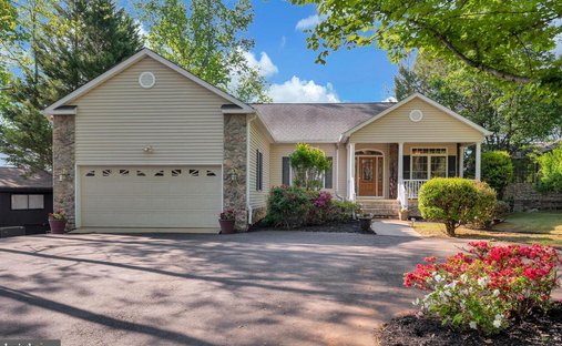 House in Locust Grove, Virginia, United States 1