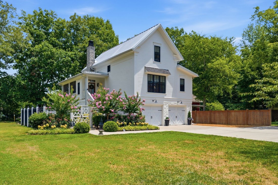 House in Chapmansboro, Tennessee, United States 2 - 18419601