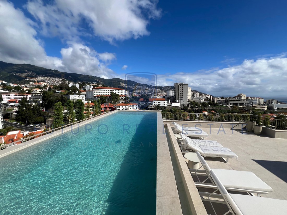 Apartment in Sao Martinho, Madeira, Portugal 1 - 18424224