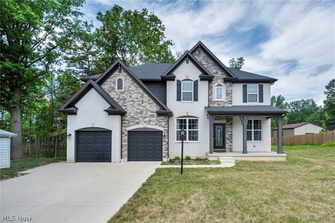 House in Strongsville, Ohio, United States 2 - 17861043