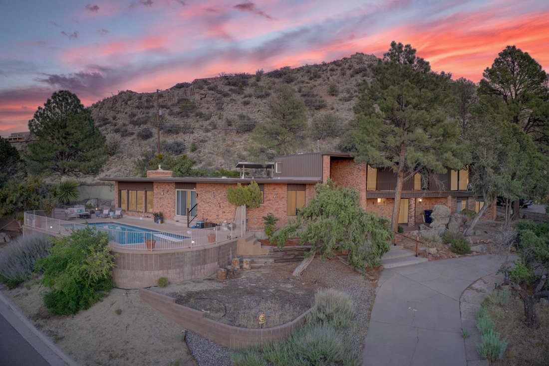 House in Albuquerque, New Mexico, United States 1 - 18422749
