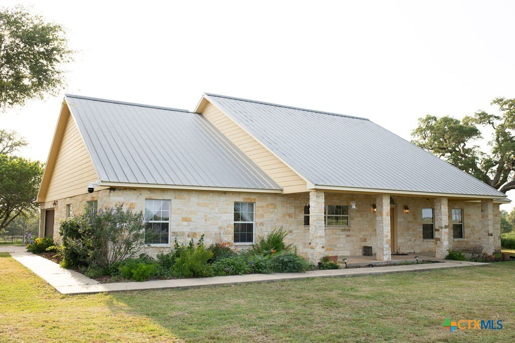 House in Cuero, Texas, United States 4 - 18420763