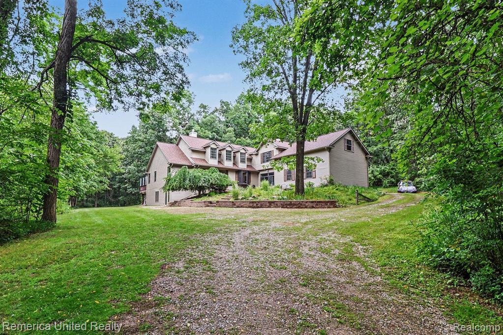 House in Gregory, Michigan, United States 3 - 18423558