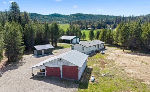 Land in Cusick, Washington, United States 1