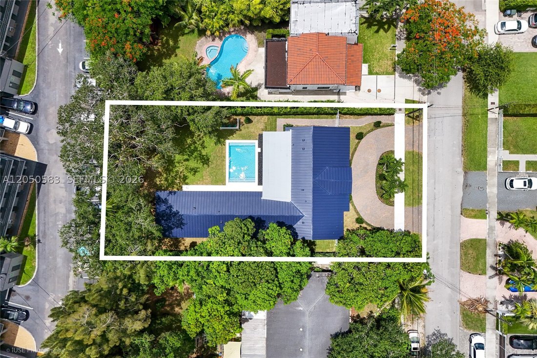 House in Miami, Florida, United States 5 - 18423049