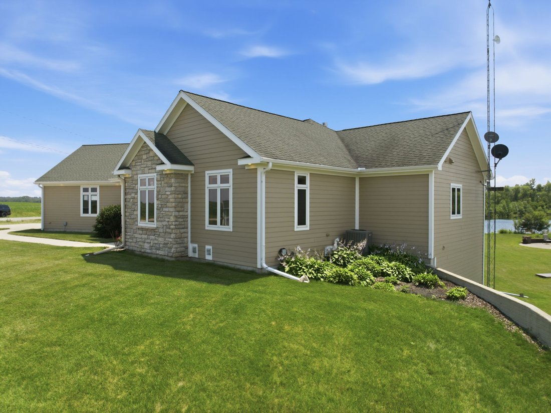 House in Nora Springs, Iowa, United States 5 - 18421386