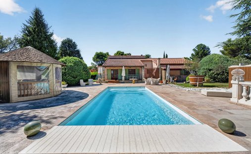 Casa en Exteriores, Cabriès, Francia 1