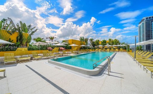 Condo in Miami, Florida, United States 1