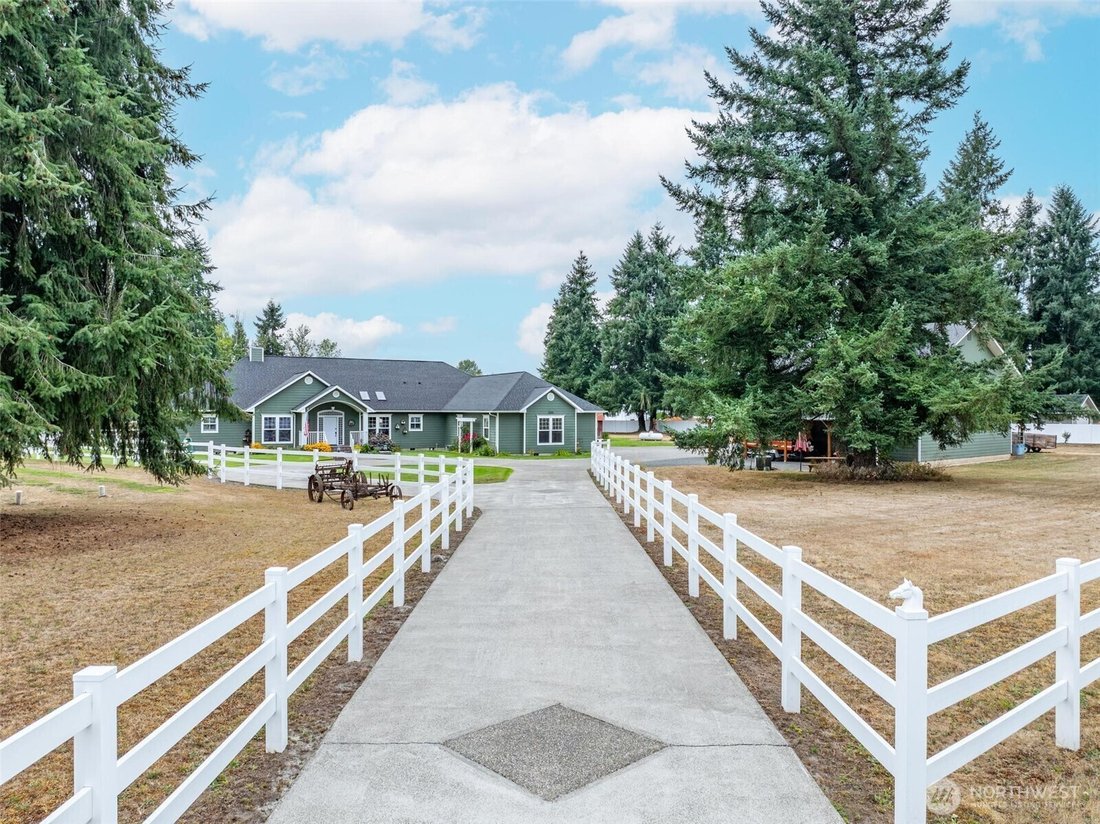 House in Centralia, Washington, United States 5 - 18421065