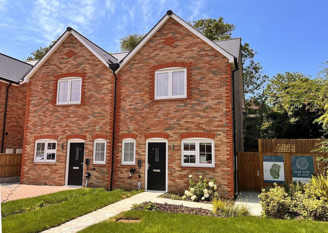 House in Newick, England 1 - 16607168