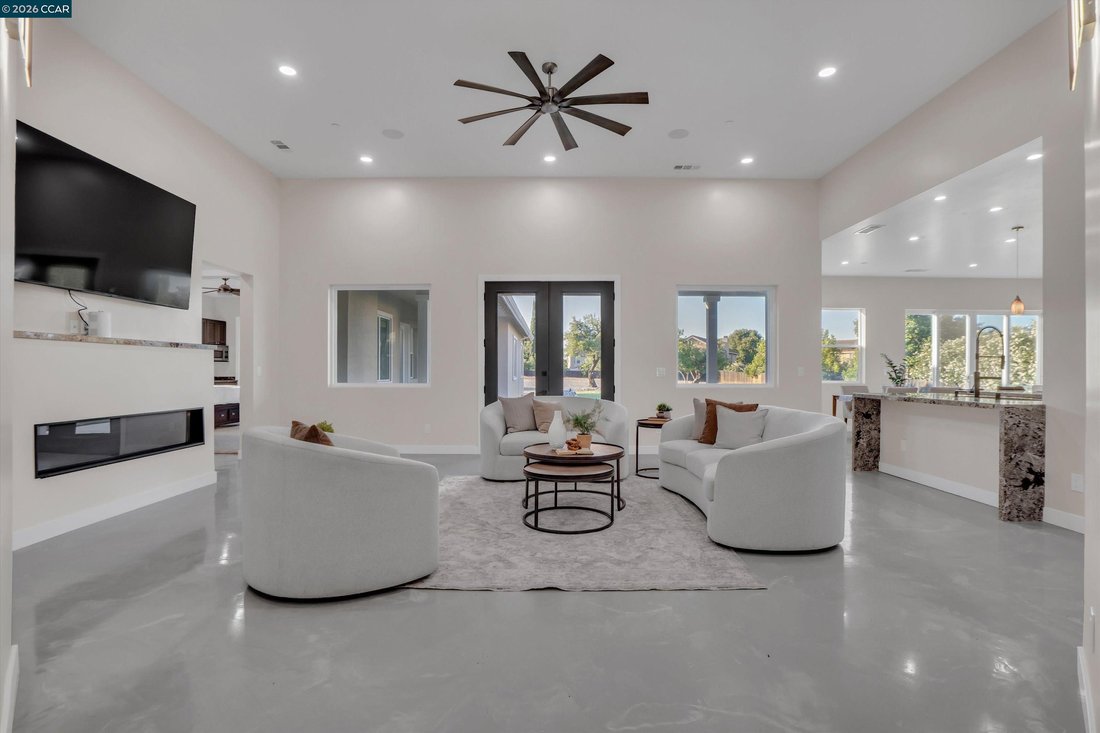 House in Oakley, California, United States 5 - 18423177