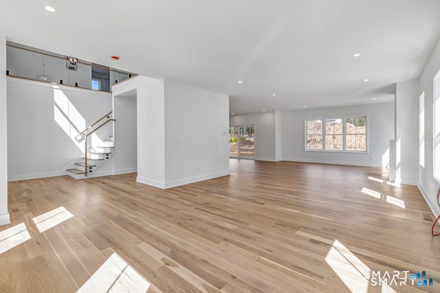 House in Monroe, Connecticut, United States 3 - 18422104