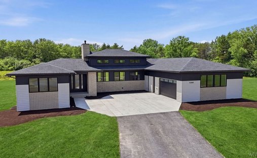 House in Elma, New York, United States 1