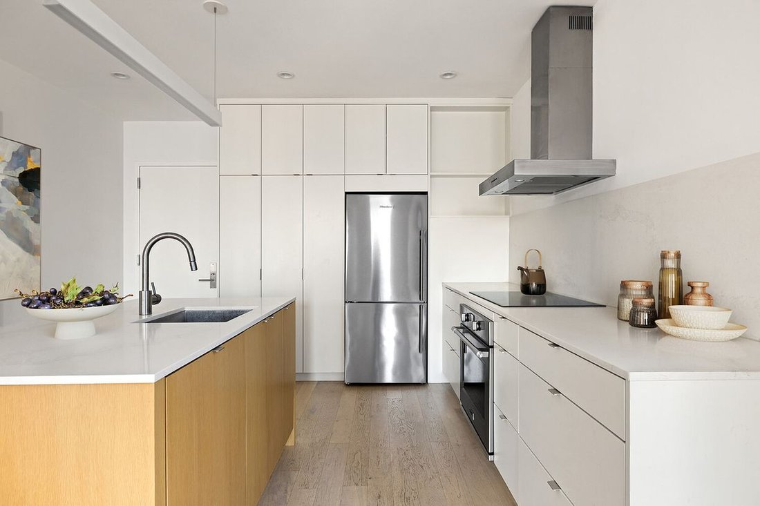 Condo in New York, New York, United States 3 - 17446670