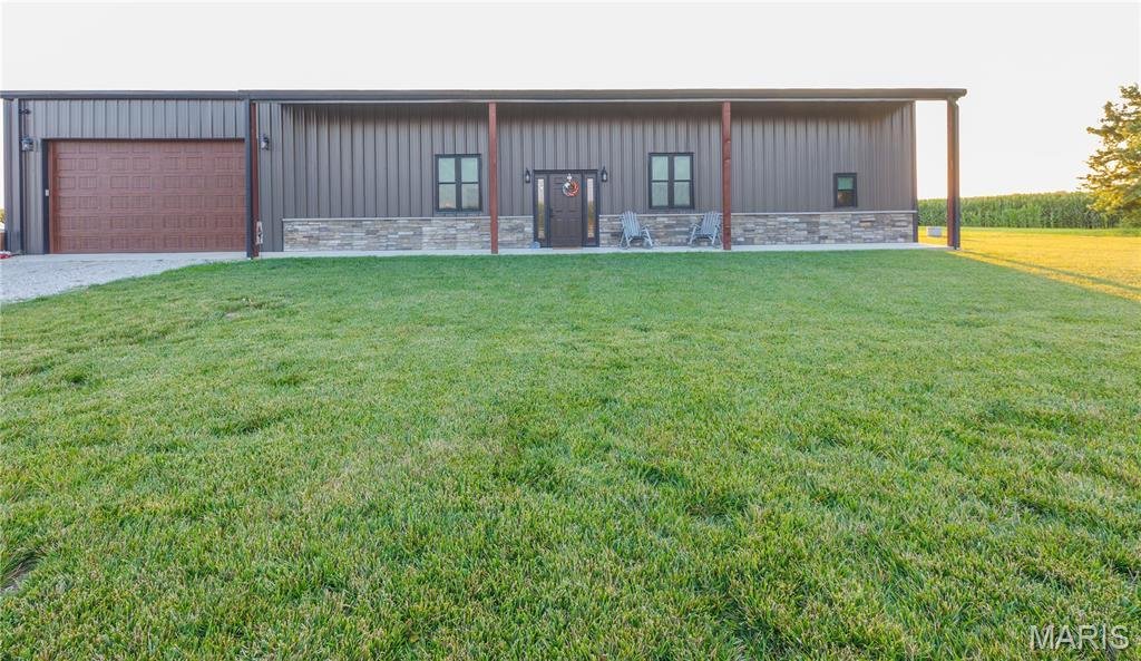 House in Shobonier, Illinois, United States 1 - 18423474