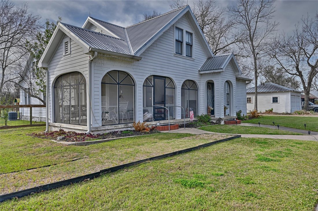 House in Carmine, Texas, United States 1 - 18423680