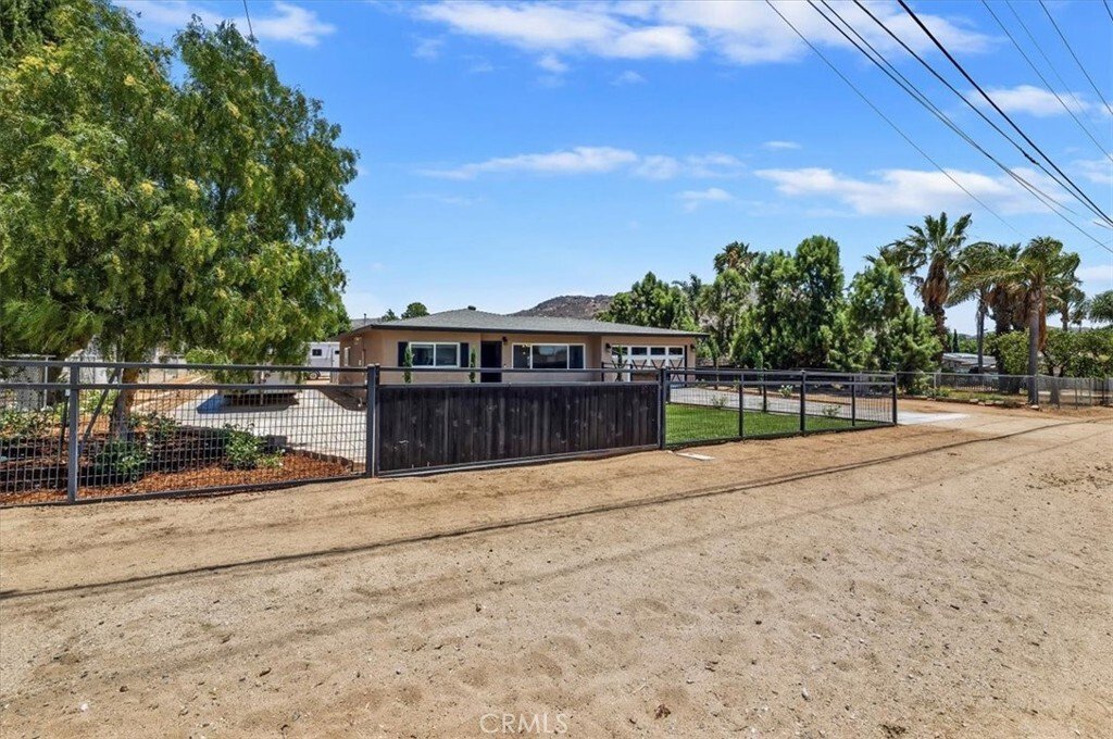 House in Norco, California, United States 5 - 18422597