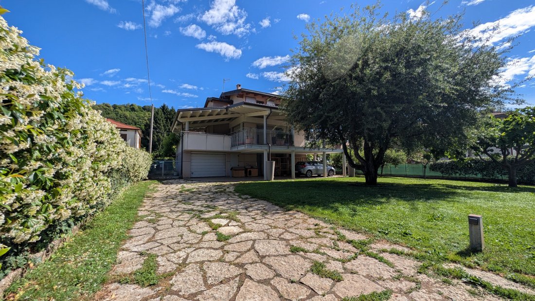 Villa in Torrebelvicino, Veneto, Italy 2 - 18424436