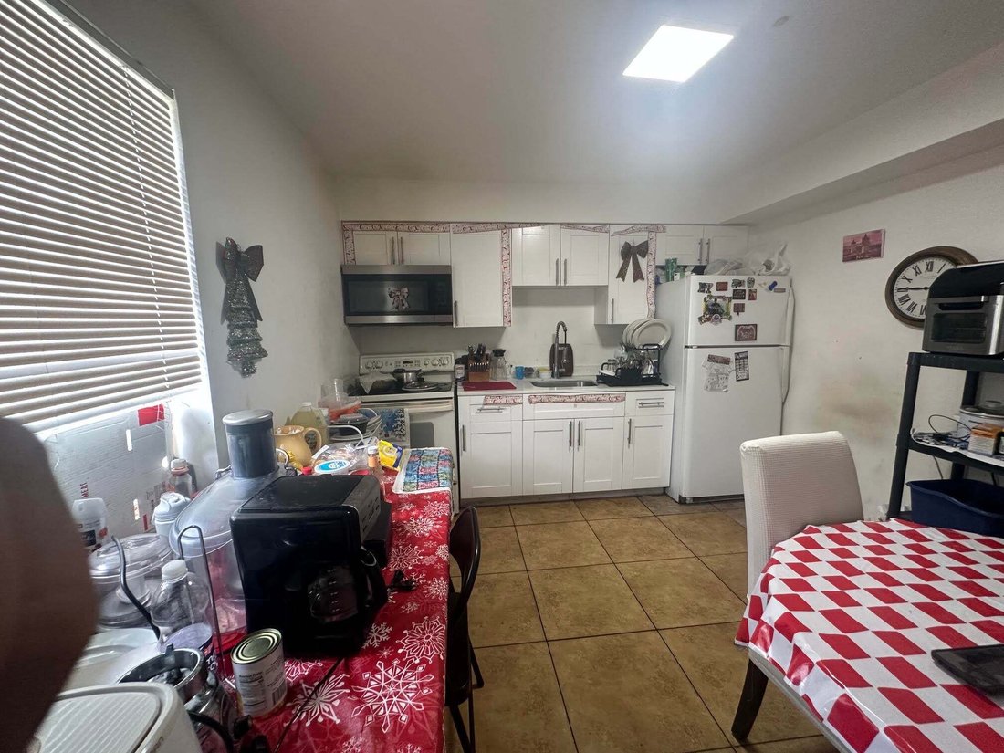 Apartment in Miramar, Florida, United States 5 - 17437423