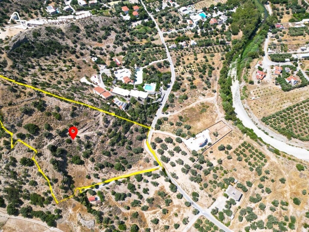 Land in Agios Vasileios, Greece 4 - 18420650