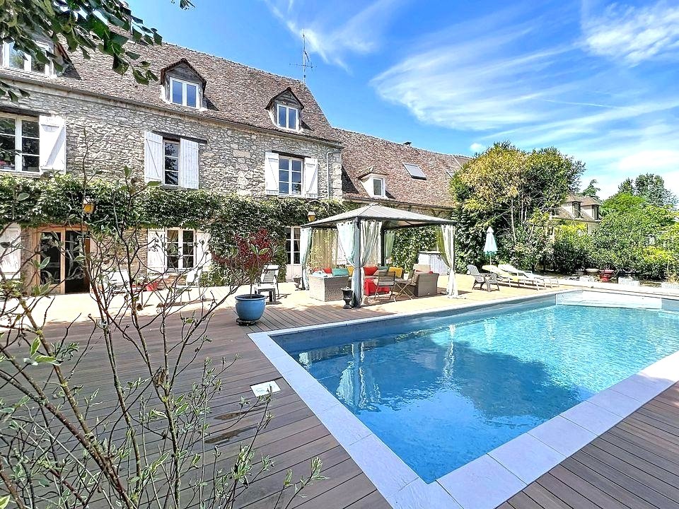 House in Fontaine-Chaalis, Hauts-de-France, France 1 - 18421142