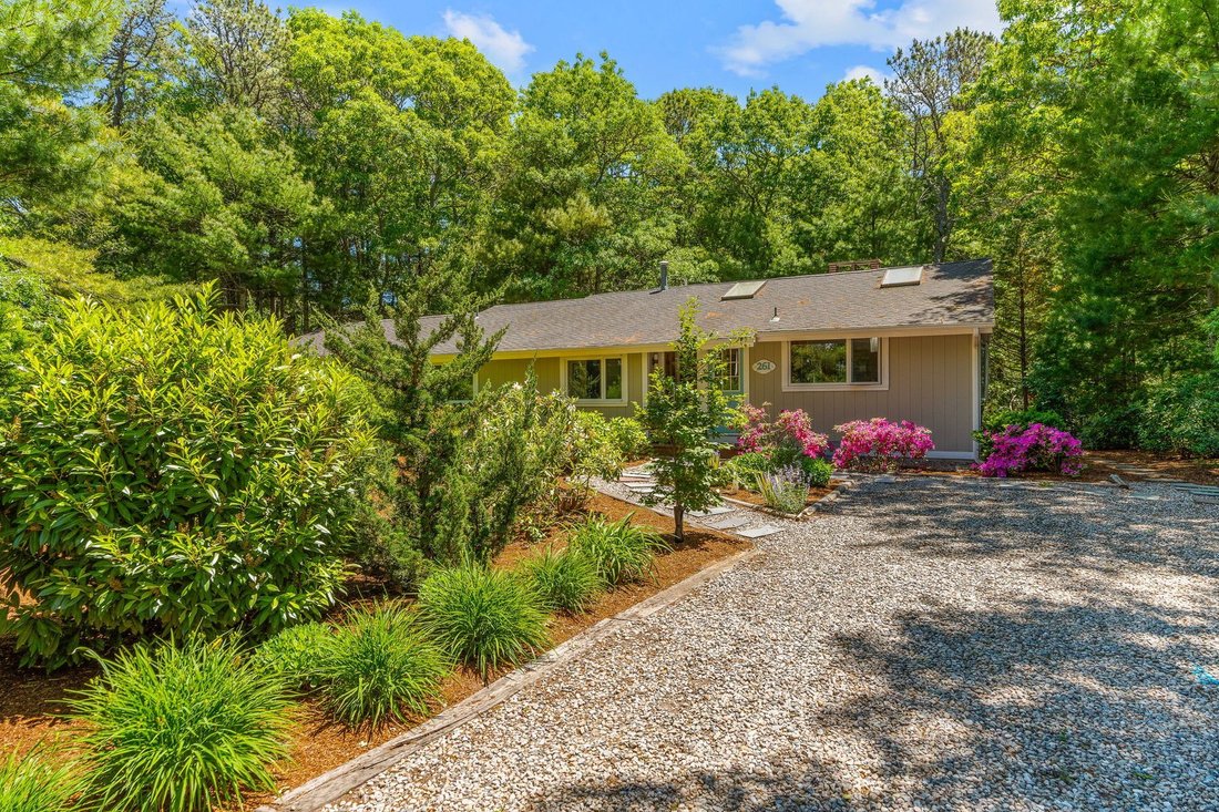 House in Mashpee, Massachusetts, United States 4 - 18420592